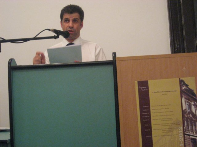 oktber275.jpg