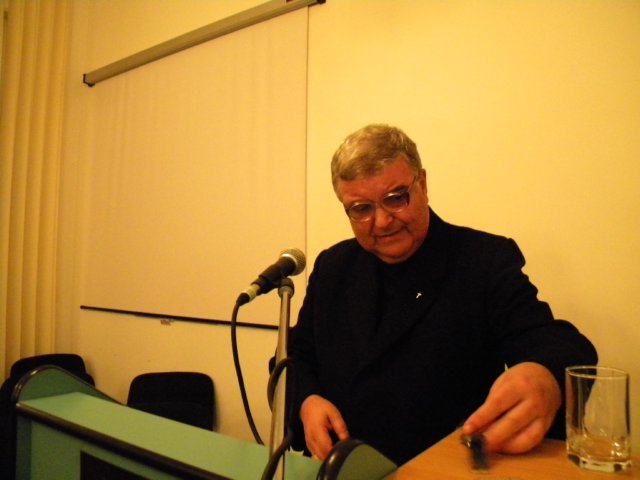 oktber289.jpg